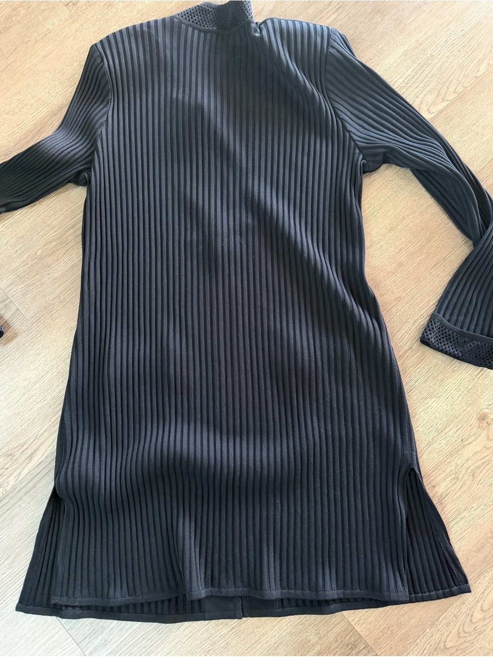 Exclusively Misook Ribbed Open-Front Long Sleeve Dress Cardigan - Picture 4 of 4